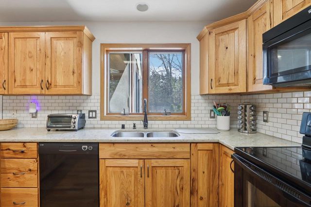 2524 Targhee Street, Fitchburg, WI 53711