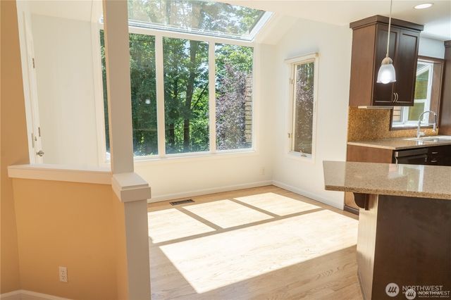 13810 SE 62nd Street, Bellevue, WA 98006