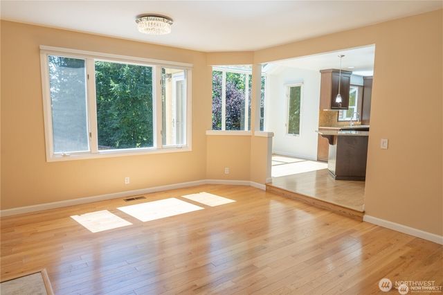 13810 SE 62nd Street, Bellevue, WA 98006