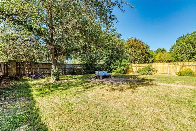 1701 Friars Tale LN, Austin, TX 78748