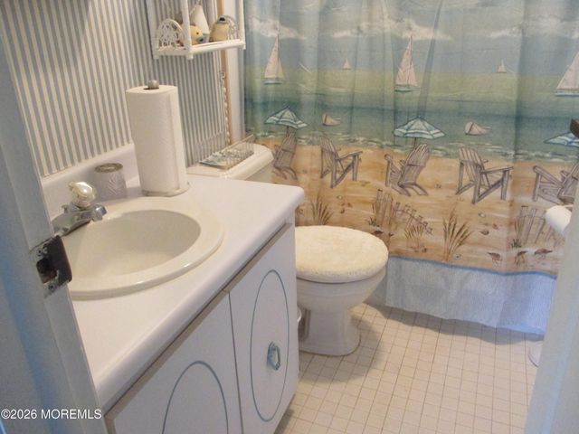 719D Buckingham Drive, Lakewood, NJ 08701