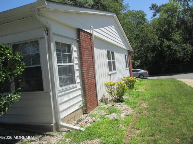 719D Buckingham Drive, Lakewood, NJ 08701