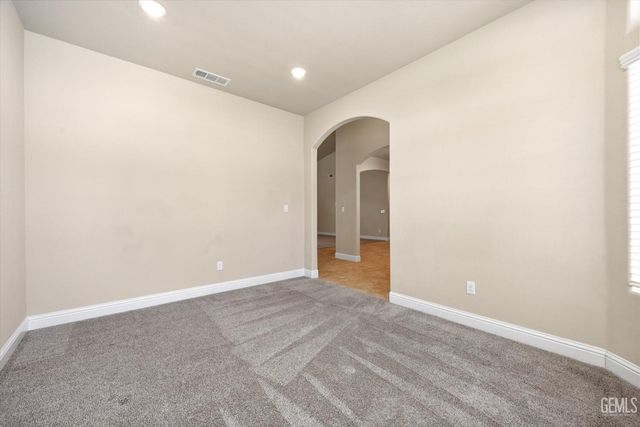 9524 Mountain Peak Lane, Shafter, CA 93263