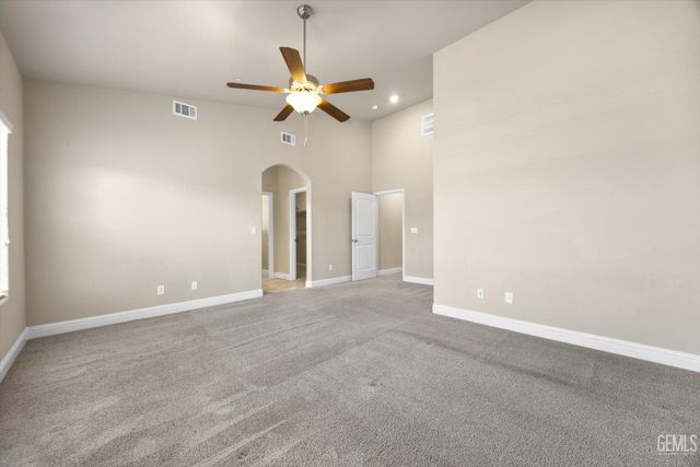 9524 Mountain Peak Lane, Shafter, CA 93263