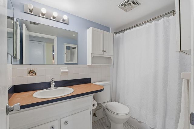 2458 COLUMBIA DRIVE 64, Clearwater, FL 33763