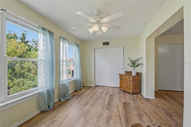 2458 COLUMBIA DRIVE 64, Clearwater, FL 33763