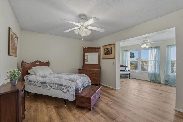 2458 COLUMBIA DRIVE 64, Clearwater, FL 33763