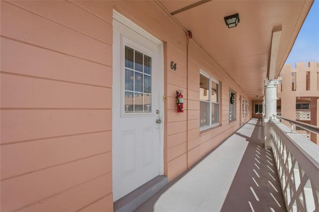 2458 COLUMBIA DRIVE 64, Clearwater, FL 33763