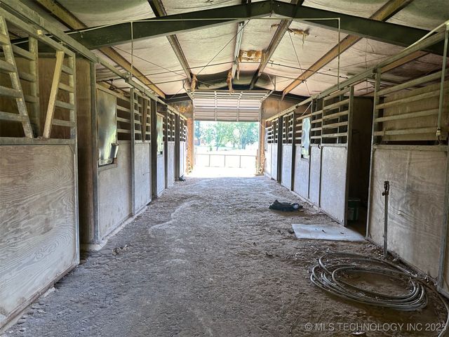 2031 High Hill, Mcalester, OK 74501