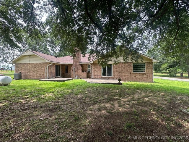 2031 High Hill, Mcalester, OK 74501