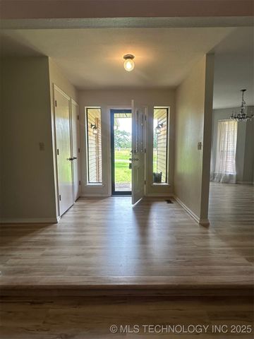 2031 High Hill, Mcalester, OK 74501