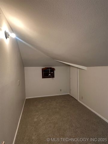 2031 High Hill, Mcalester, OK 74501