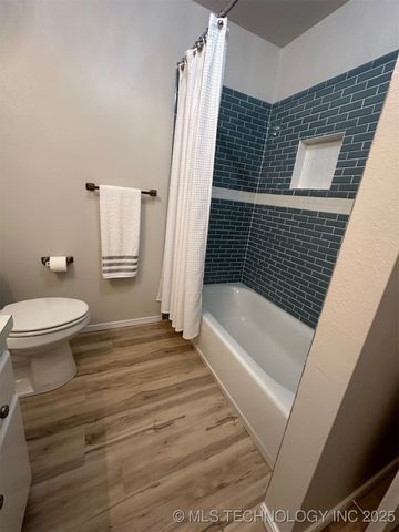 2031 High Hill, Mcalester, OK 74501