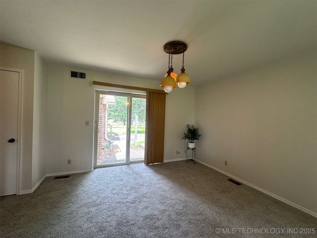 2031 High Hill, Mcalester, OK 74501