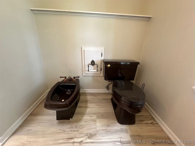 2031 High Hill, Mcalester, OK 74501
