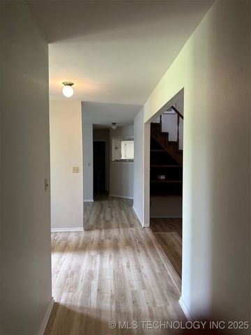 2031 High Hill, Mcalester, OK 74501
