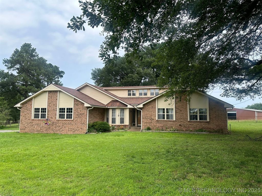 2031 High Hill, Mcalester, OK 74501
