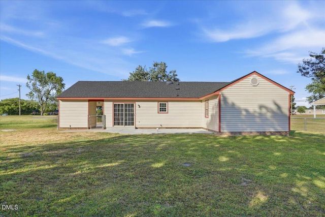 1166 E New Hope Road, Goldsboro, NC 27534