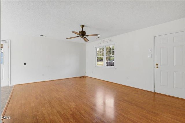 1166 E New Hope Road, Goldsboro, NC 27534