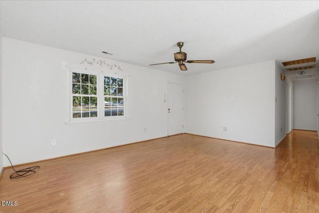 1166 E New Hope Road, Goldsboro, NC 27534