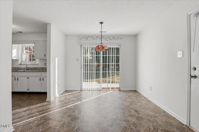 1166 E New Hope Road, Goldsboro, NC 27534