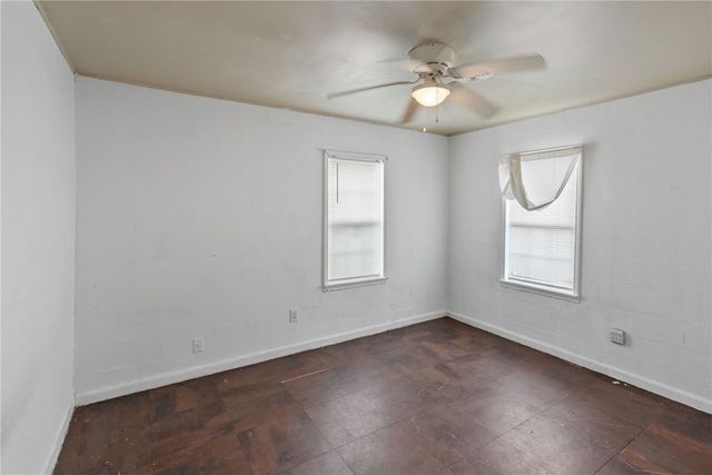 539 W Nelson Ave, Aransas Pass, TX 78336