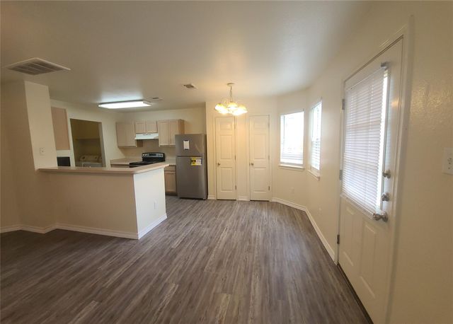 132 Cedargrove, San Marcos, TX 78666