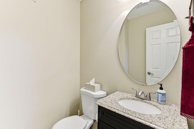 13800 52nd Avenue N, Plymouth, MN 55446