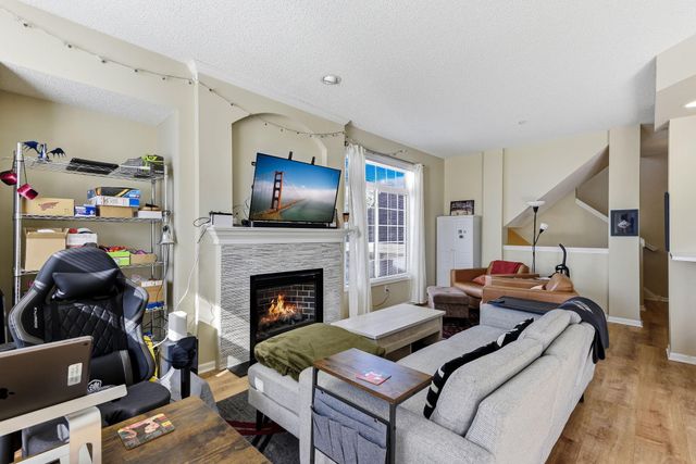 13800 52nd Avenue N, Plymouth, MN 55446