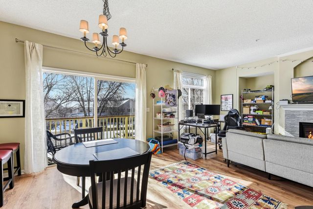 13800 52nd Avenue N, Plymouth, MN 55446