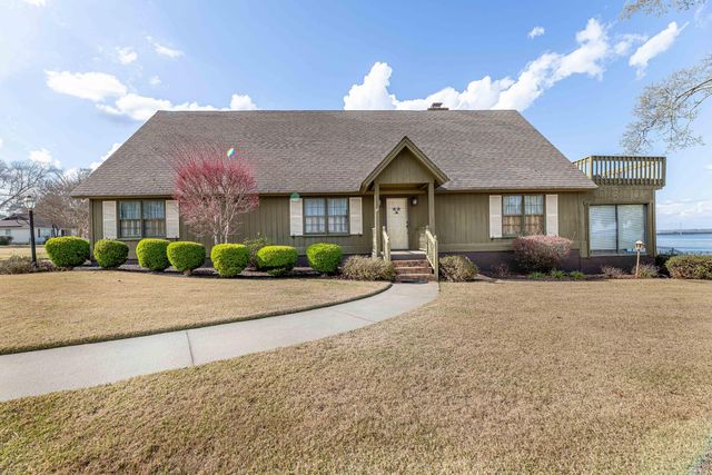 603 Santee Drive, Santee, SC 29142