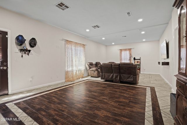 11505 ELLEN Drive, Socorro, TX 79927