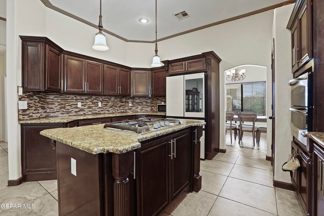 11505 ELLEN Drive, Socorro, TX 79927