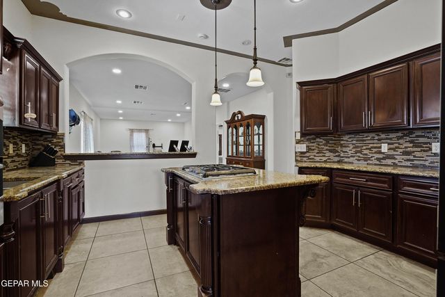 11505 ELLEN Drive, Socorro, TX 79927