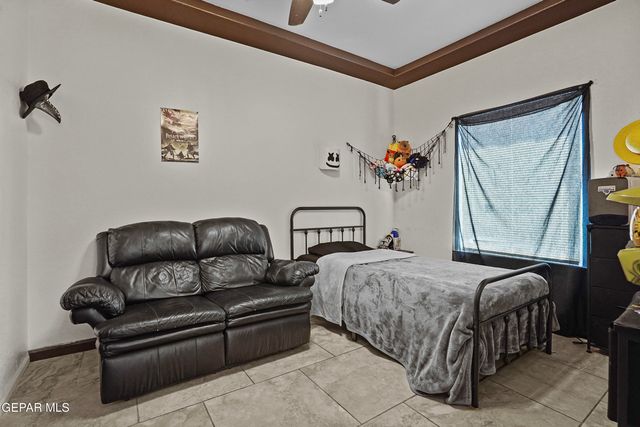 11505 ELLEN Drive, Socorro, TX 79927