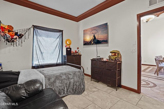 11505 ELLEN Drive, Socorro, TX 79927