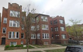 2036 W Birchwood Avenue, Chicago, IL 60645