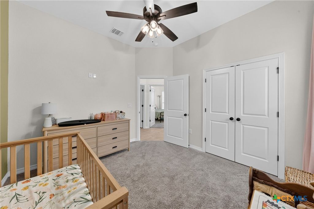 Image 11 of property listing at 2036 Yarrow Road, Temple, TX 76502