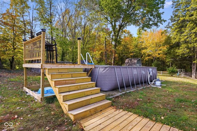 1785 W Brownstown Road, North Vernon, IN 47265