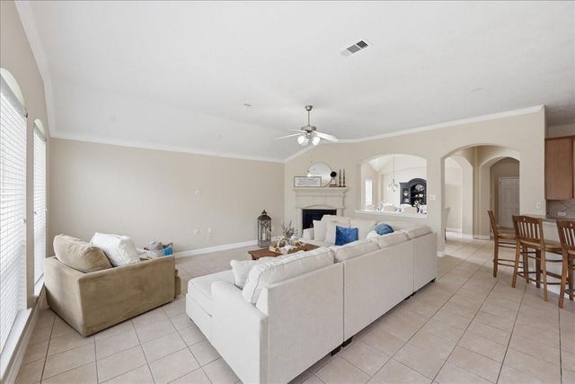 13615 Cotton Run, Mont Belvieu, TX 77523