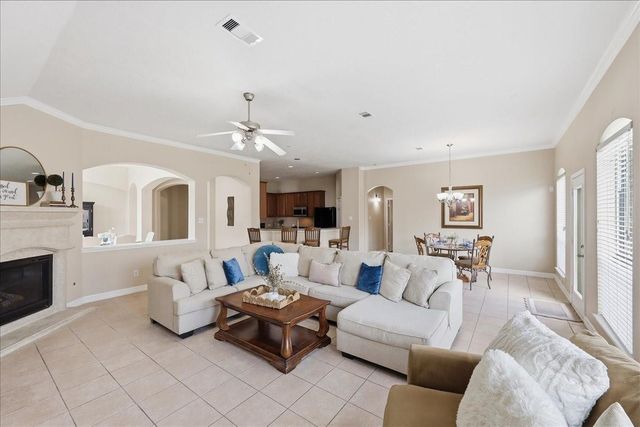 13615 Cotton Run, Mont Belvieu, TX 77523