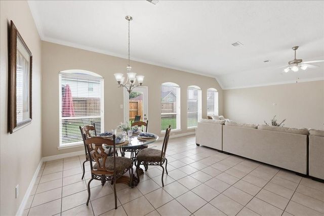 13615 Cotton Run, Mont Belvieu, TX 77523