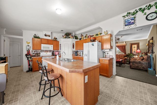 32811 S Red Leaf Lane, Brookshire, TX 77423