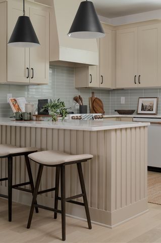 143 Hart, Nashville, TN 37207