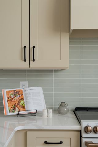 143 Hart, Nashville, TN 37207