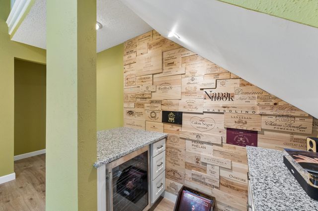 1054 Margate Drive, Pearland, TX 77584