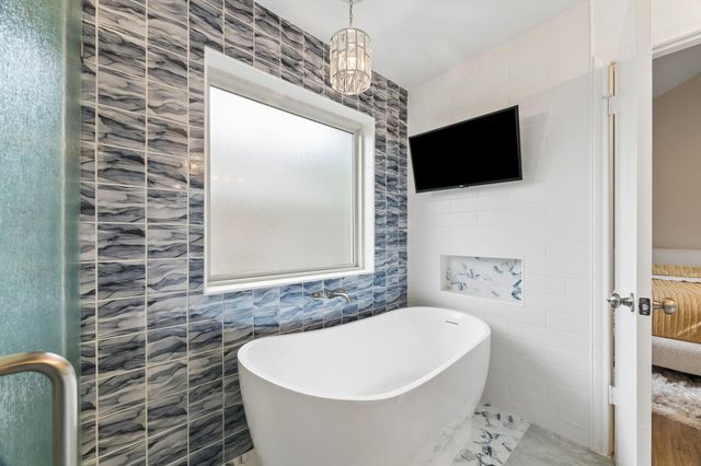 1054 Margate Drive, Pearland, TX 77584