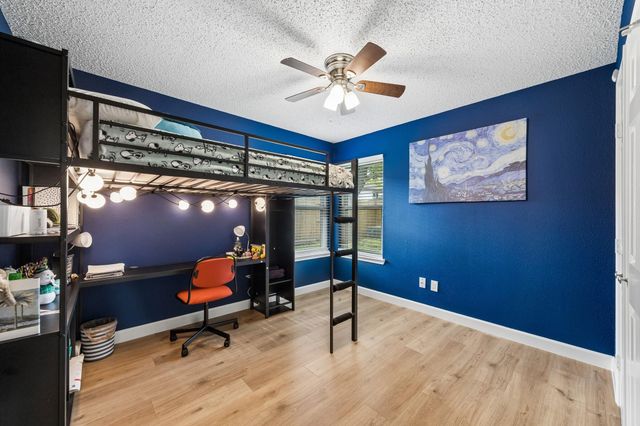 1054 Margate Drive, Pearland, TX 77584