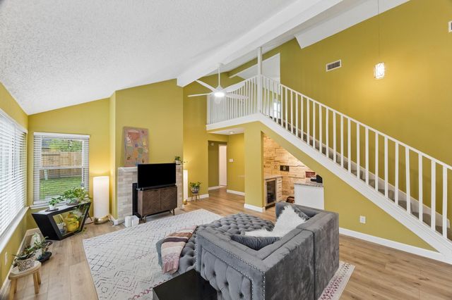 1054 Margate Drive, Pearland, TX 77584