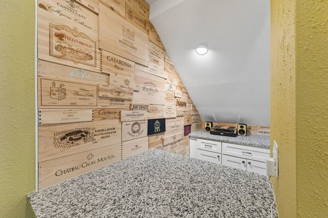 1054 Margate Drive, Pearland, TX 77584